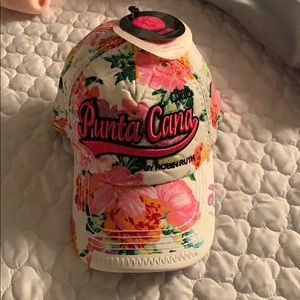 Brand New Robin Ruth Hat